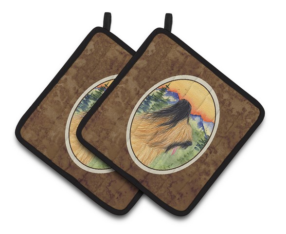 Picture of Carolines Treasures SS8318PTHD Briard Pair of Pot Holders, 7.5 x 3 x 7.5 in.