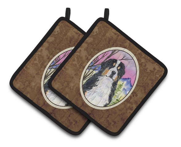 Picture of Carolines Treasures SS8336PTHD Bernese Mountain Dog Pair of Pot Holders, 7.5 x 3 x 7.5 in.