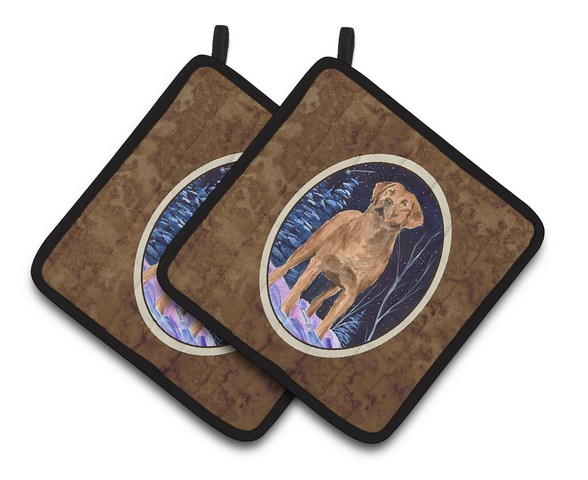 Picture of Carolines Treasures SS8355PTHD Starry Night Chesapeake Bay Retriever Pair of Pot Holders, 7.5 x 3 x 7.5 in.