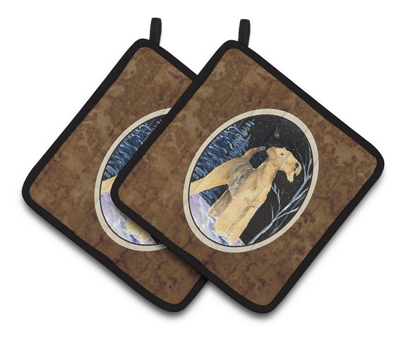 Picture of Carolines Treasures SS8361PTHD Starry Night Airedale Pair of Pot Holders, 7.5 x 3 x 7.5 in.