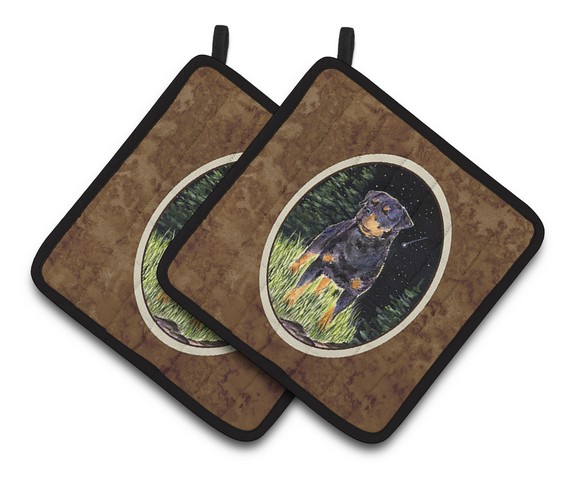 Picture of Carolines Treasures SS8475PTHD Starry Night Rottweiler Pair of Pot Holders, 7.5 x 3 x 7.5 in.