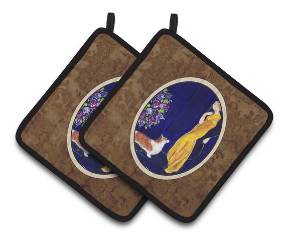 Picture of Carolines Treasures SS8546PTHD Lady with Her Corgi Pair of Pot Holders, 7.5 x 3 x 7.5 in.