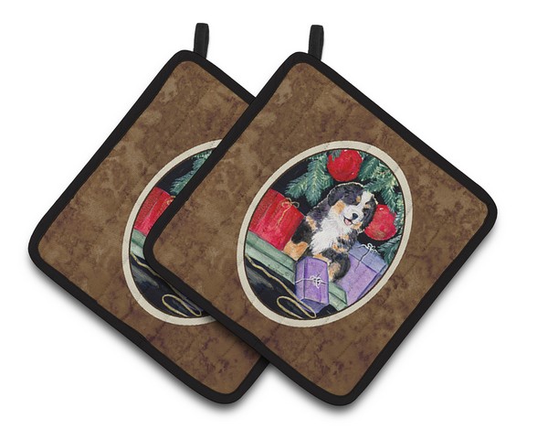 Picture of Carolines Treasures SS8583PTHD Bernese Mountain Dog Pair of Pot Holders, 7.5 x 3 x 7.5 in.