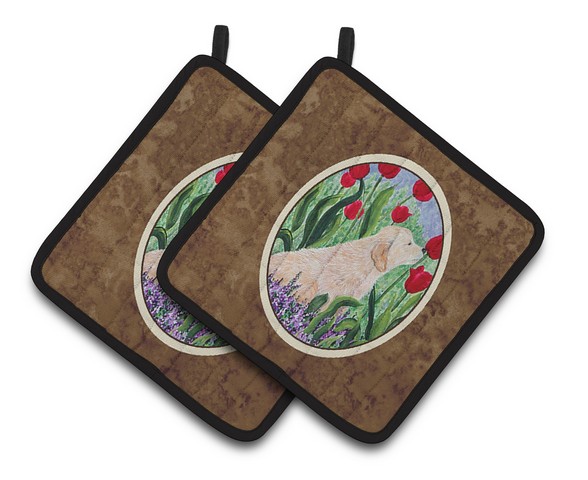 Picture of Carolines Treasures SS8610PTHD Golden Retriever Pair of Pot Holders, 7.5 x 3 x 7.5 in.