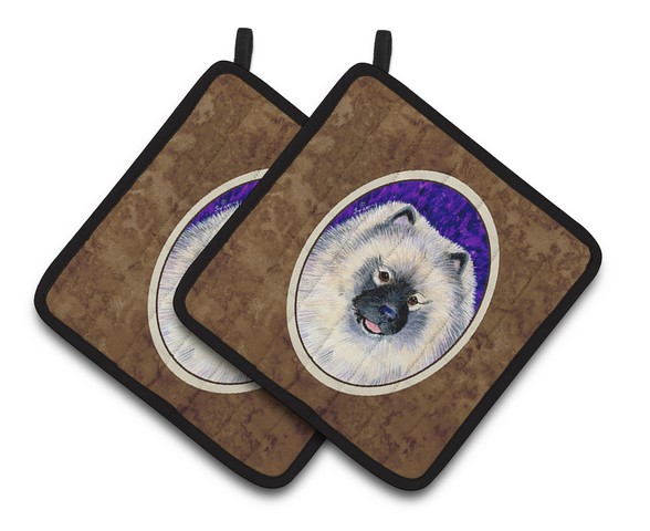 Picture of Carolines Treasures SS8691PTHD Keeshond Pair of Pot Holders, 7.5 x 3 x 7.5 in.