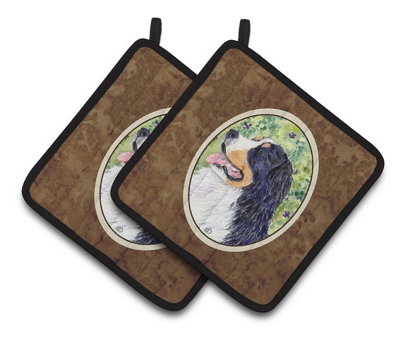 Picture of Carolines Treasures SS8706PTHD Bernese Mountain Dog Pair of Pot Holders, 7.5 x 3 x 7.5 in.