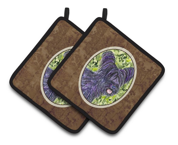 Picture of Carolines Treasures SS8718PTHD Skye Terrier Pair of Pot Holders, 7.5 x 3 x 7.5 in.
