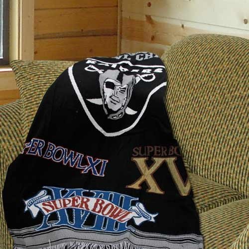 Picture of LHM NFL Oakland Raiders 3 Time Super Bowl Champions Throw Blanket&#44; 48 x 60 in.