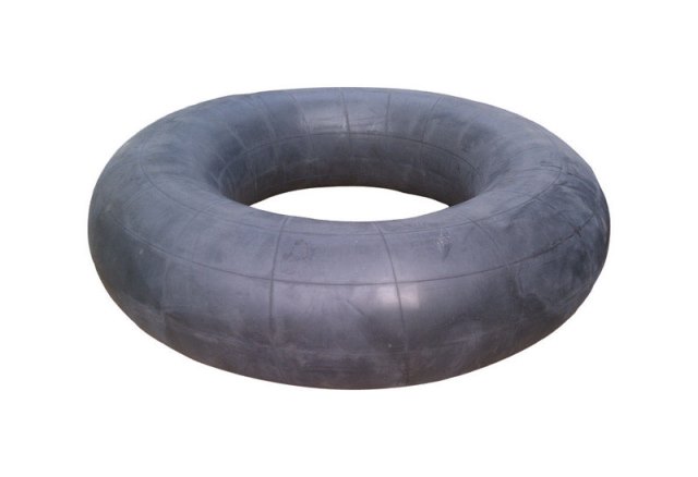 Picture of Water Sports 80069-5 Small River Inner Tube  Black - 31 x 7.5 in.
