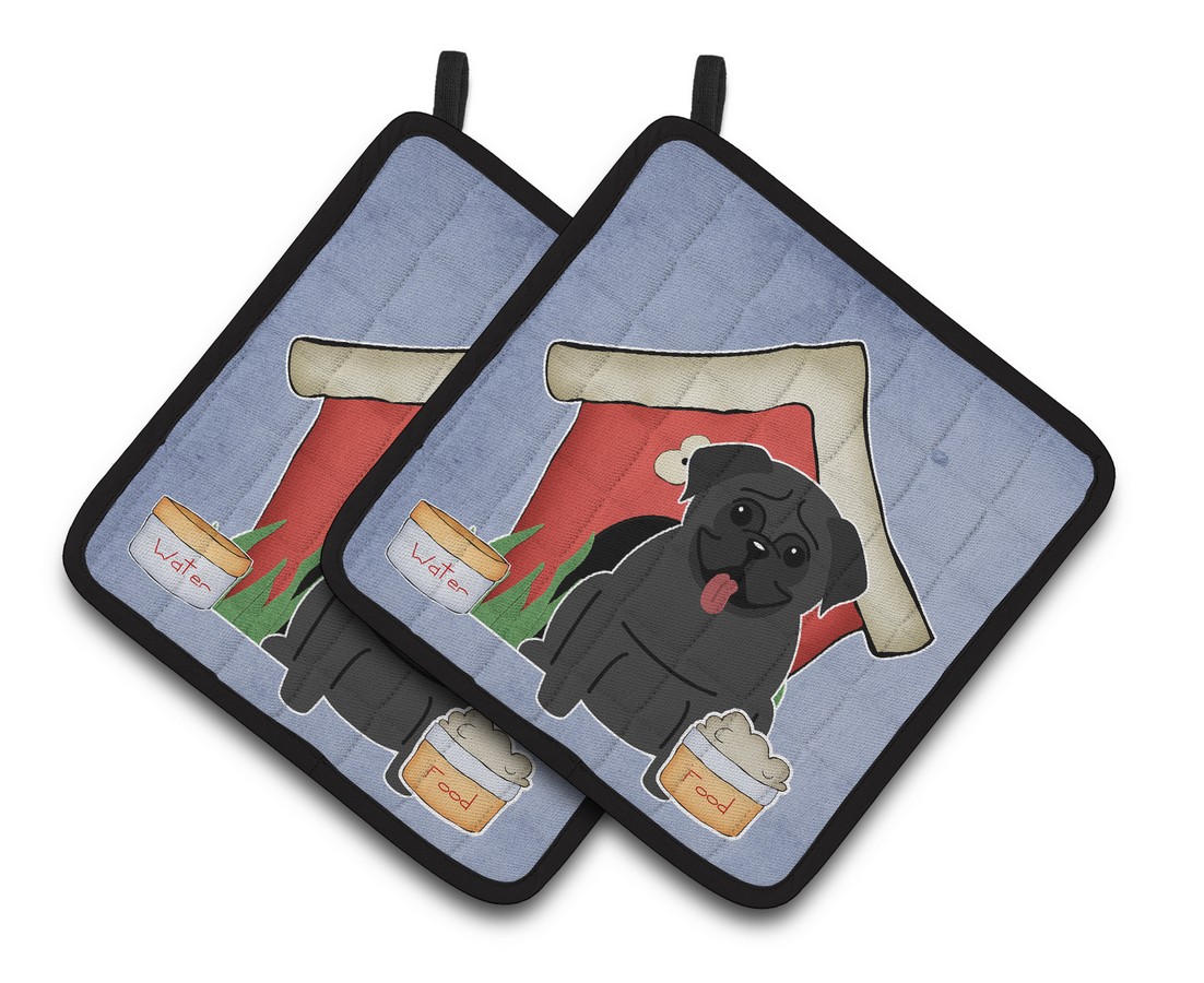 Picture of Carolines Treasures BB2760PTHD Dog House Collection Pug Black Pair of Pot Holders