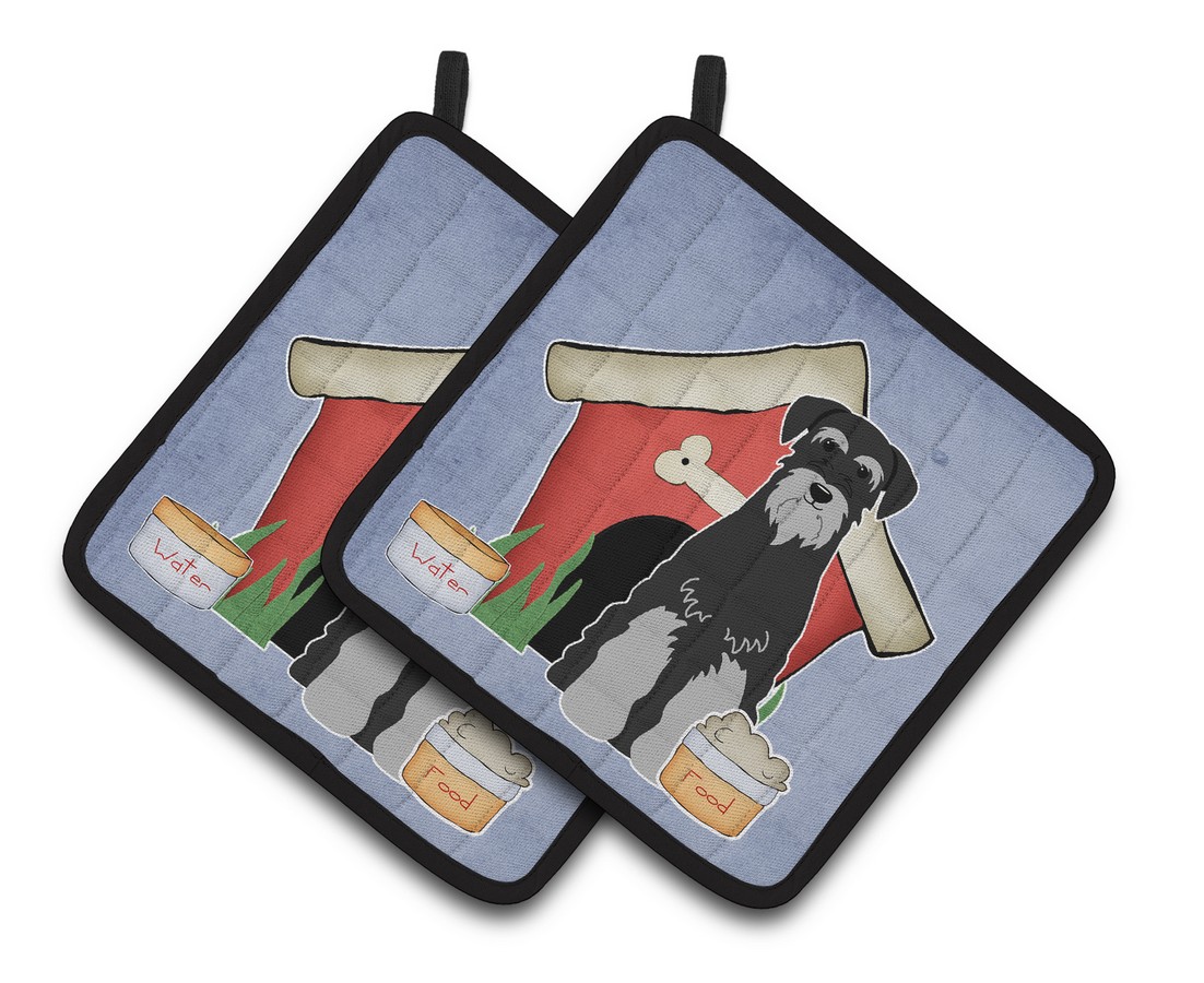 Picture of Carolines Treasures BB2788PTHD Dog House Collection Standard Schnauzer Black & Grey Pair of Pot Holders