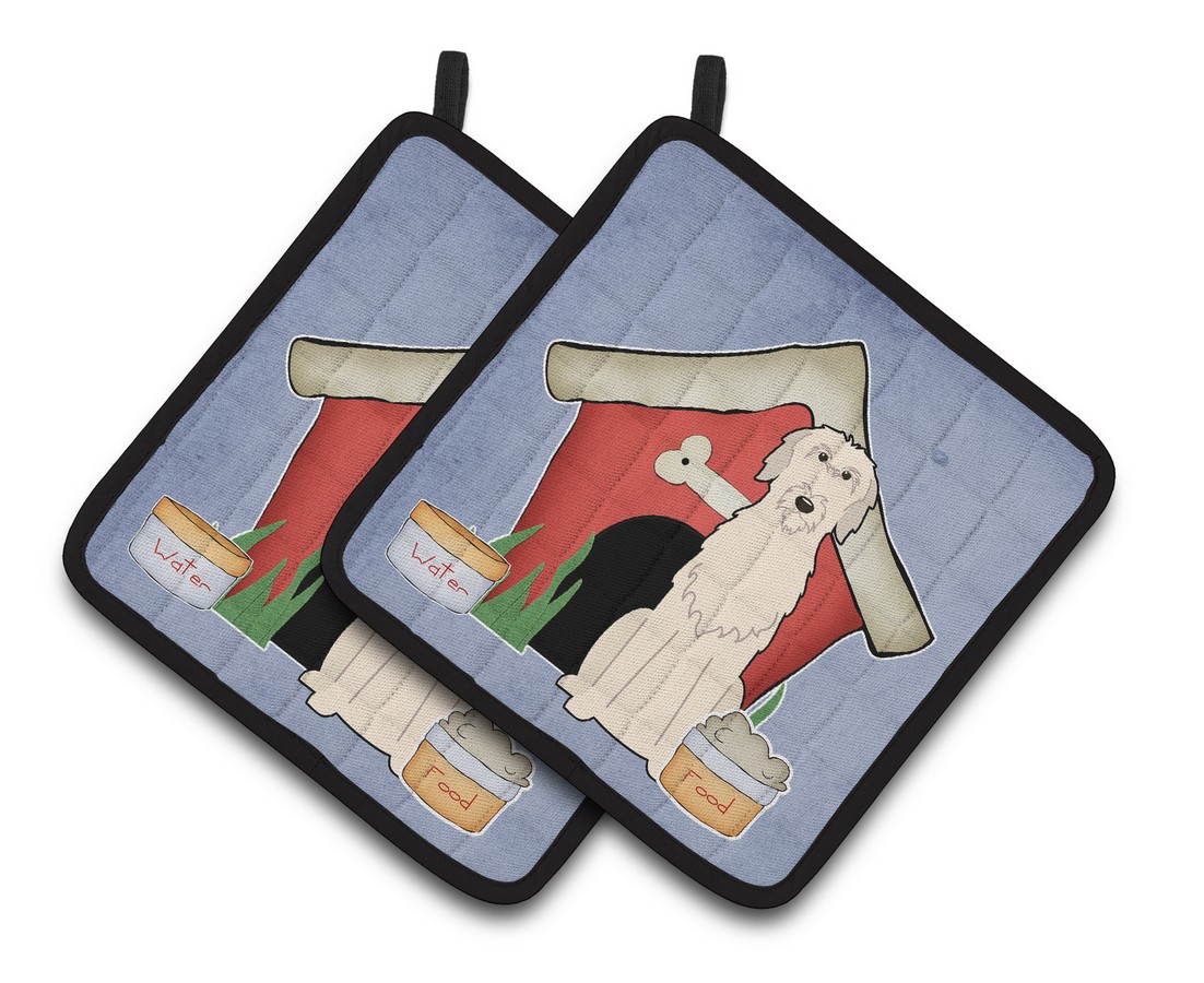 Picture of Carolines Treasures BB2819PTHD Dog House Collection Irish Wolfhound Pair of Pot Holders