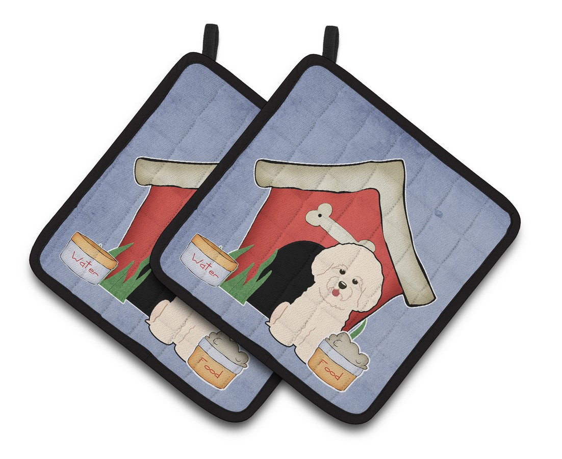 Picture of Carolines Treasures BB2829PTHD Dog House Collection Bichon Frise Pair of Pot Holders