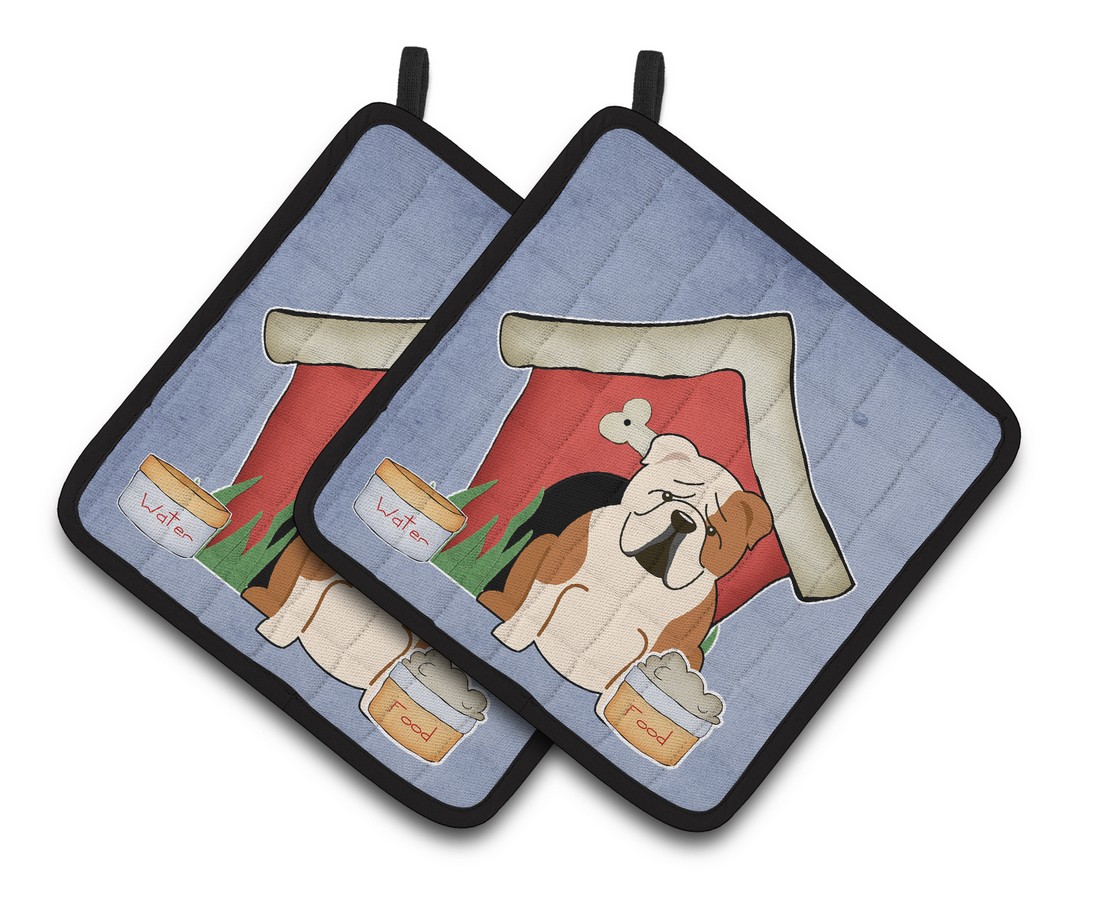 Picture of Carolines Treasures BB2879PTHD Dog House Collection English Bulldog Fawn White Pair of Pot Holders