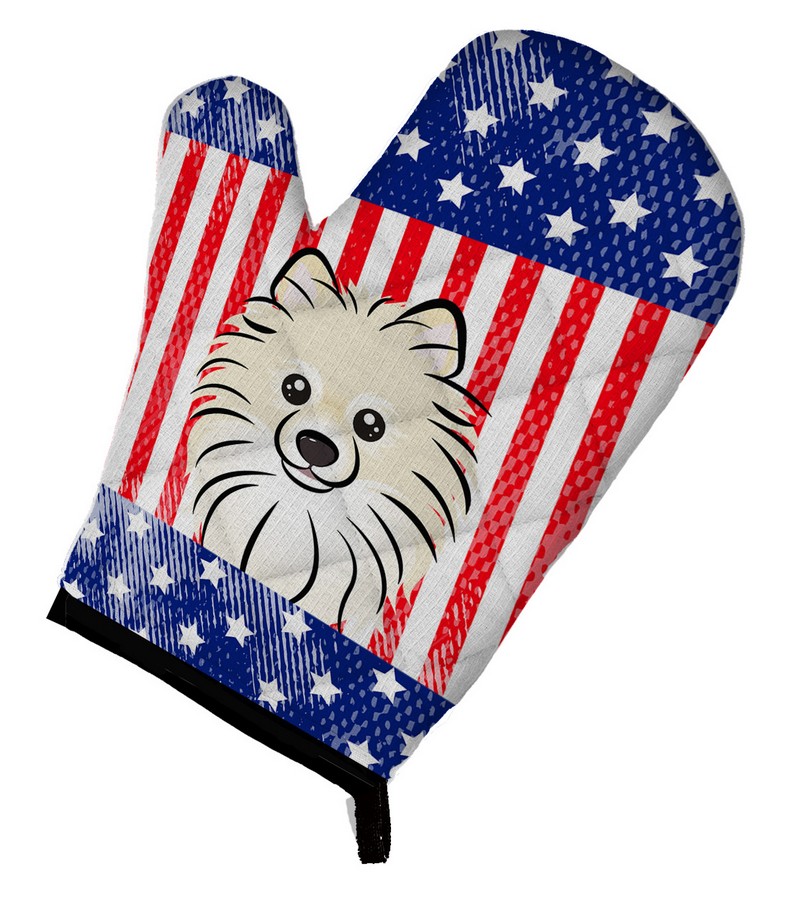 Picture of Carolines Treasures BB2137OVMT American Flag & Pomeranian Oven Mitt