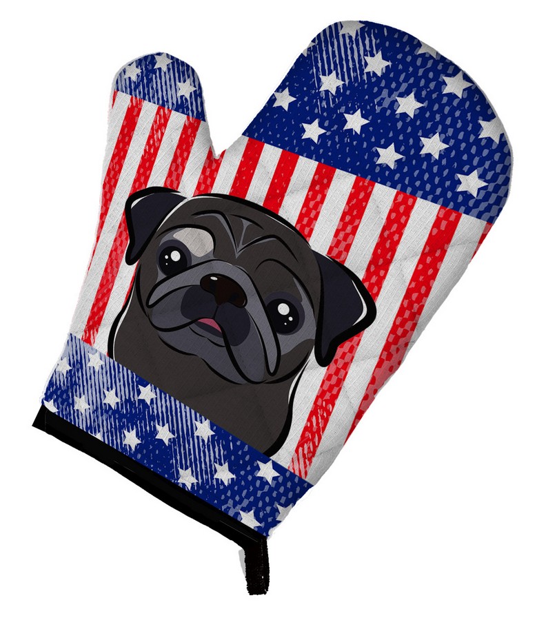 Picture of Carolines Treasures BB2193OVMT American Flag & Black Pug Oven Mitt