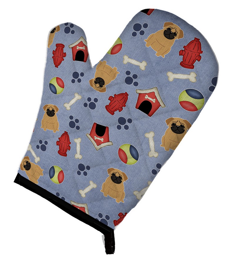 Picture of Carolines Treasures BB2620OVMT Dog House Collection Pug Brown Oven Mitt