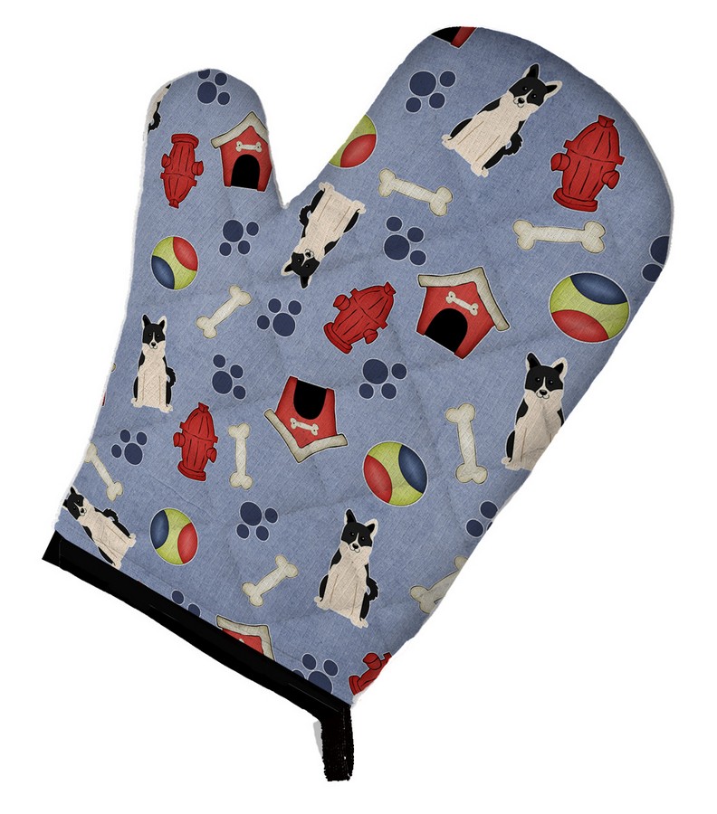 Picture of Carolines Treasures BB2642OVMT Dog House Collection Russo-European Laika Spitz Oven Mitt
