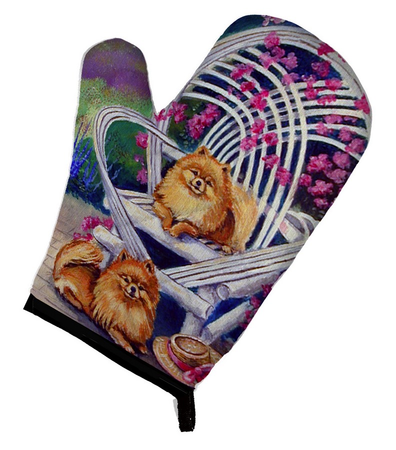 Picture of Carolines Treasures 7176OVMT Red Pomeranians Oven Mitt