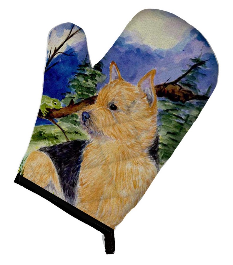 Picture of Carolines Treasures SS8984OVMT Norwich Terrier Oven Mitt