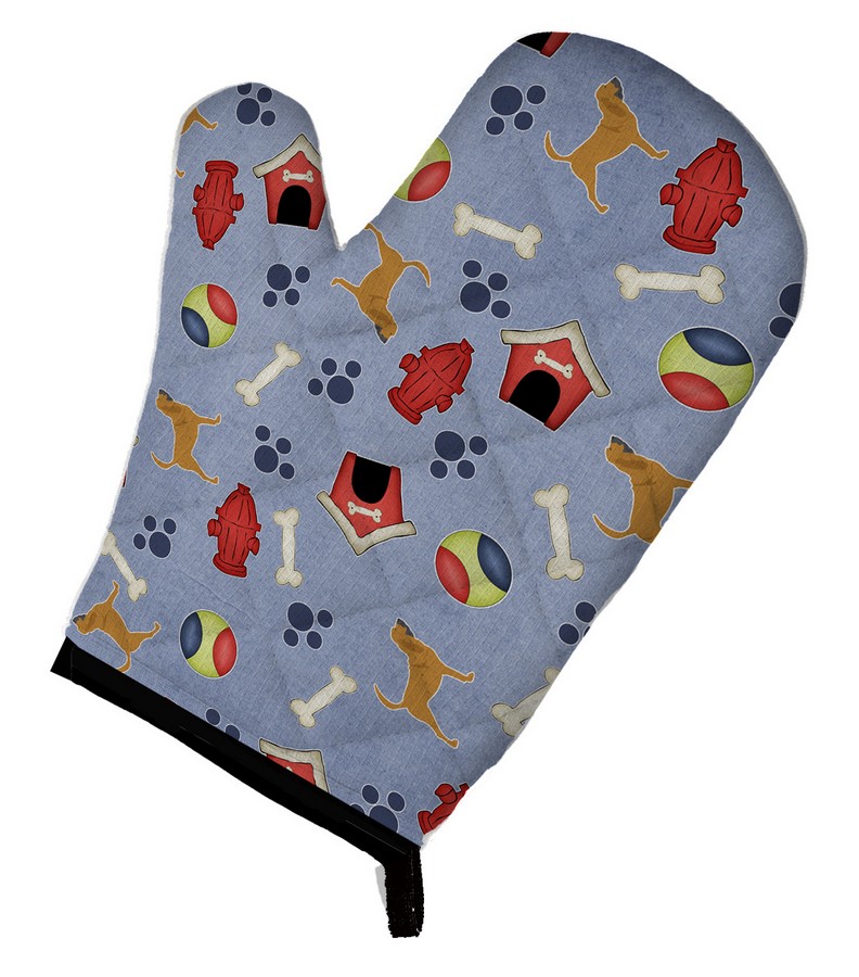 Picture of Carolines Treasures BB3884OVMT Bloodhound Dog House Collection Oven Mitt