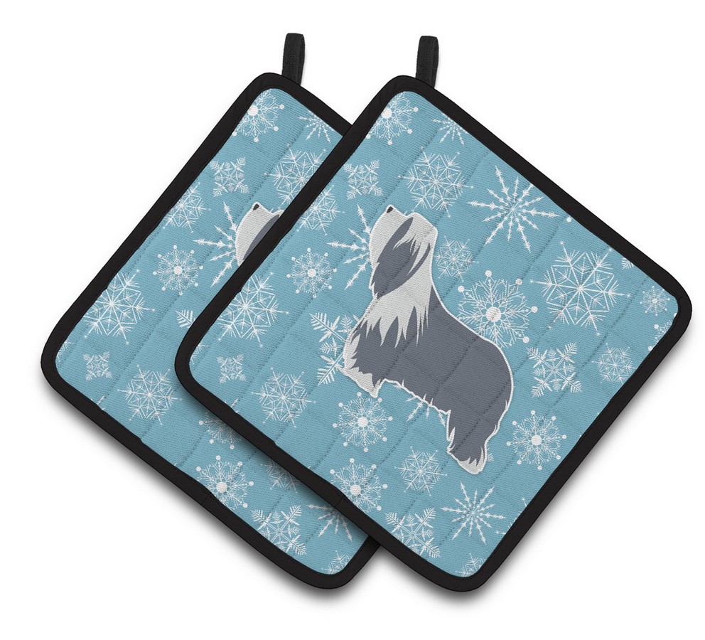 Picture of Carolines Treasures BB3517PTHD Winter Snowflake Bearded Collie Pair of Pot Holders