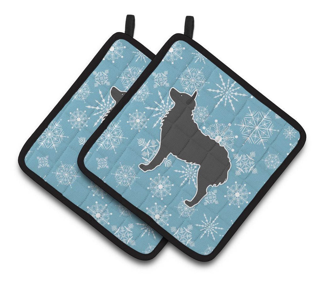 Picture of Carolines Treasures BB3521PTHD Winter Snowflake Croatian Sheepdog Pair of Pot Holders