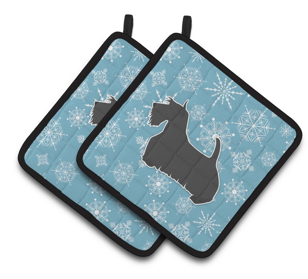 Picture of Carolines Treasures BB3569PTHD Winter Snowflake Scottish Terrier Pair of Pot Holders