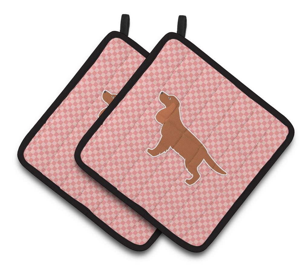 Picture of Carolines Treasures BB3612PTHD English Cocker Spaniel Checkerboard Pink Pair of Pot Holders