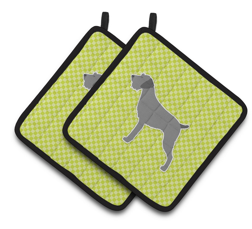 Picture of Carolines Treasures BB3811PTHD German Wirehaired Pointer Checkerboard Green Pair of Pot Holders