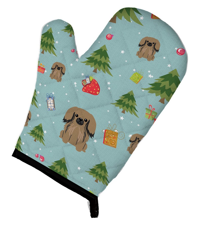 Picture of Carolines Treasures BB4762OVMT Christmas Pekingnese Tan Oven Mitt