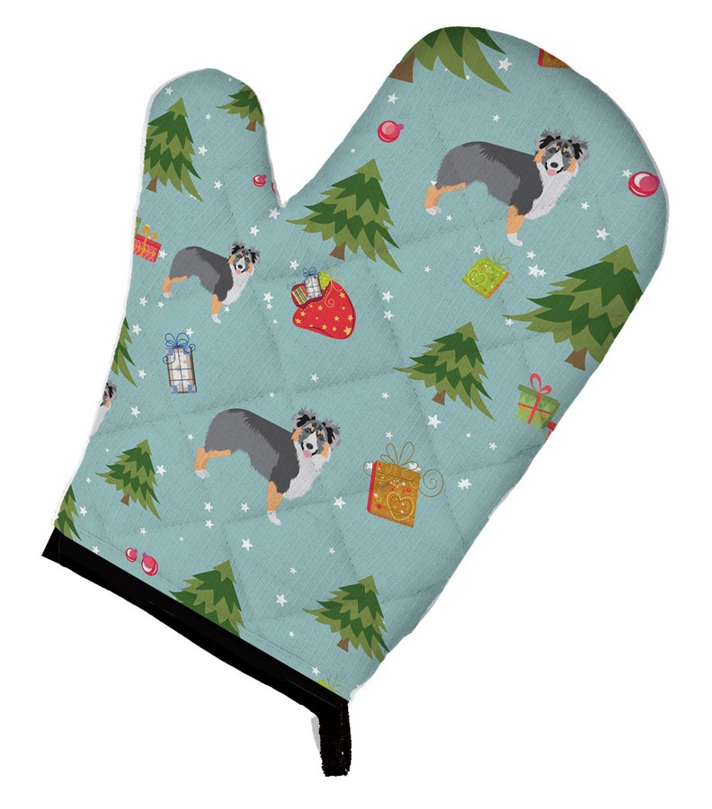 Picture of Carolines Treasures BB4907OVMT Christmas Australian Shepherd Oven Mitt