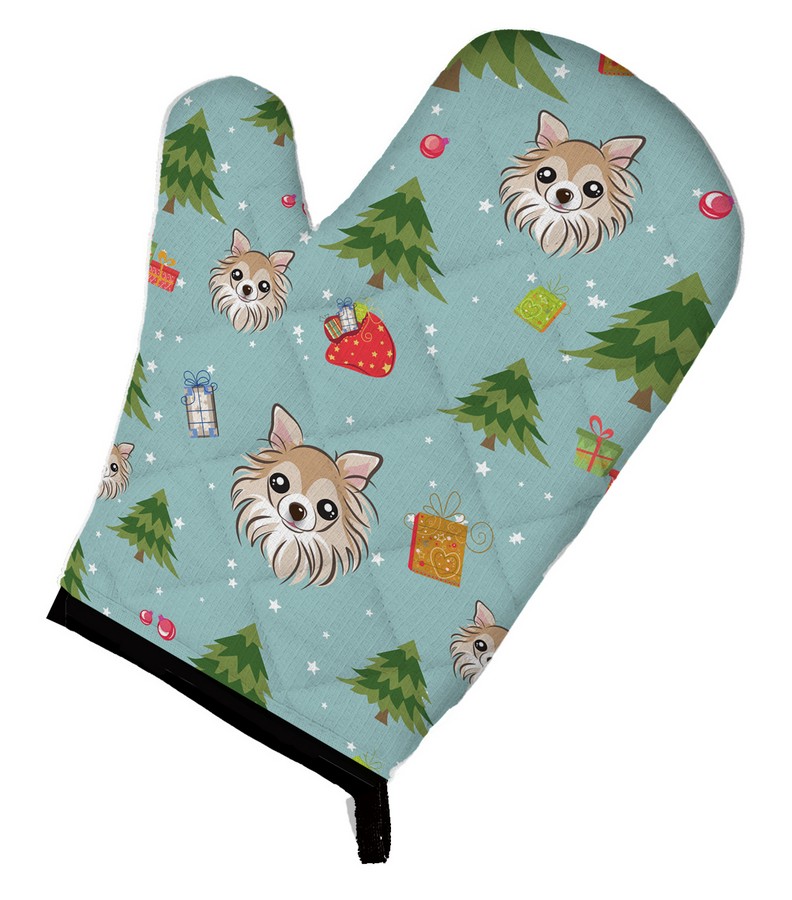 Picture of Carolines Treasures BB5040OVMT Christmas Chihuahua Oven Mitt