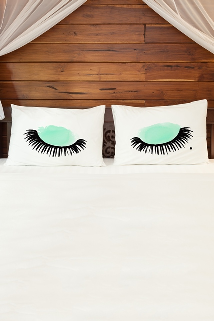 One Bella Casa 74417PCE59 Eyelashes Watercolor Mint Pillowcases, Set of 2