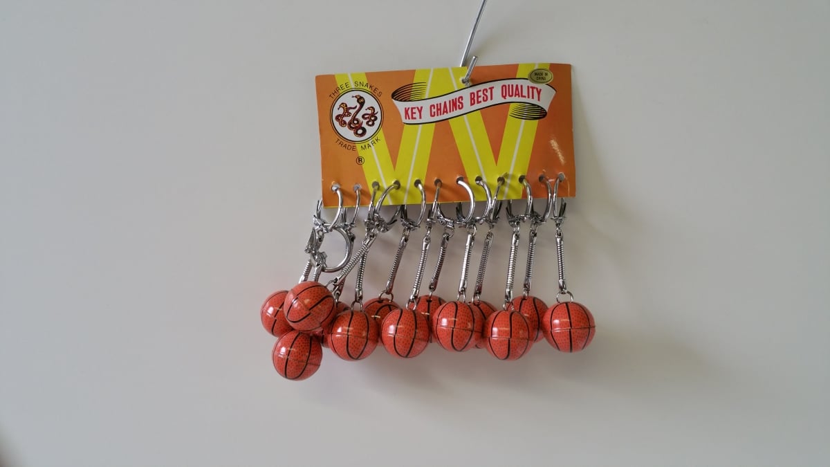 8105 Mini Baskeet Ball Keychain - 2 Dozen