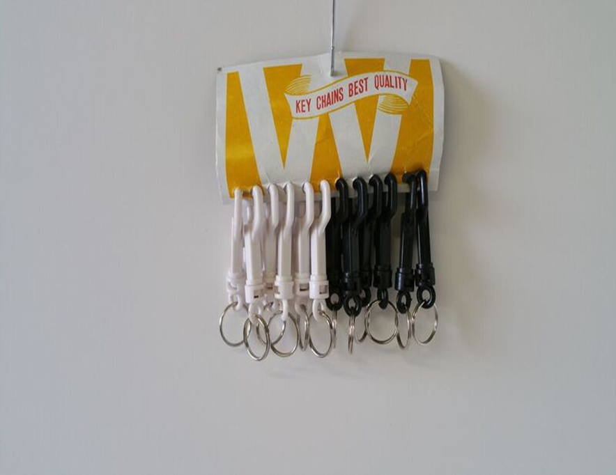 plastic-keyholder-blckwht Plastic Key Holders - 2 Dozen