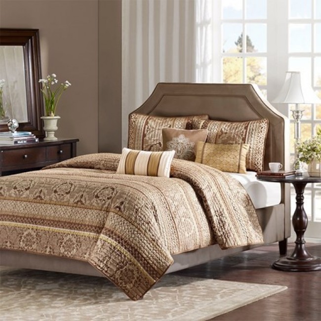 100 Percent Polyester Jacquard Coverlet, King - Set Of 6