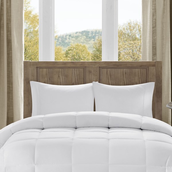 Winfield Luxury Down Alternative Comforter, White - King & California King