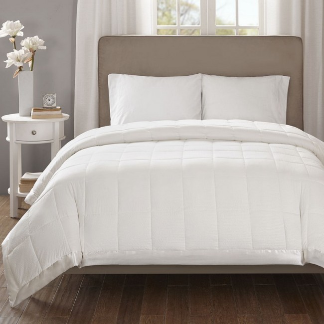Cambria Premium Oversized Down Alternative Blanket - Ivory, King