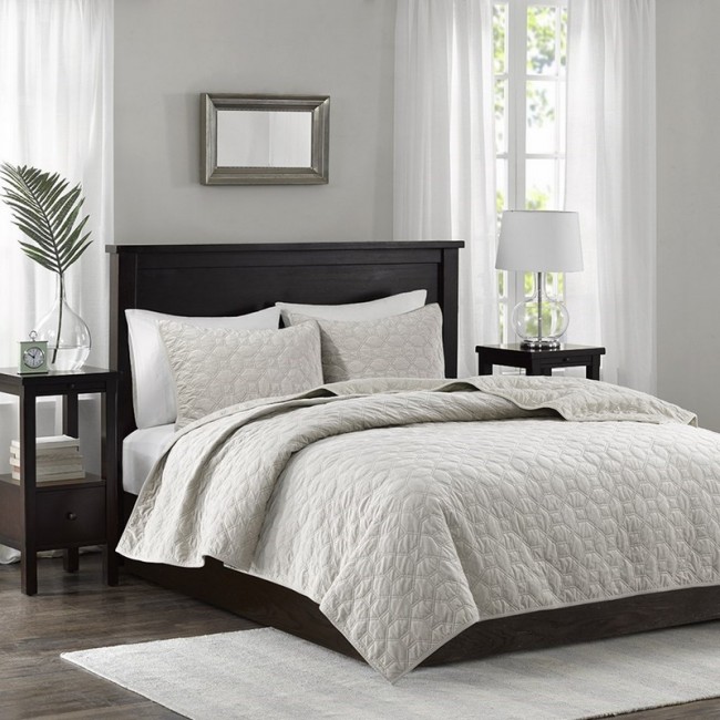 Harper Velvet 3 Piece Coverlet Set, King & California King - Ivory