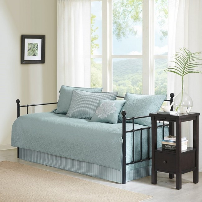Picture of Madison Park MP13-3979 Quebec 6-Piece Daybed Cover Set, Seafoam