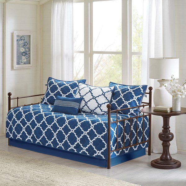 Picture of Madison Park MPE13-627 Merritt 6 Piece Reversible Daybed Set - Navy, Daybed