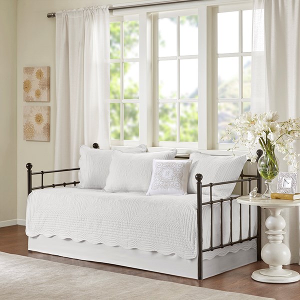 Picture of Madison Park MP13-5023 Tuscany 6 Piece Daybed Set - White, Daybed
