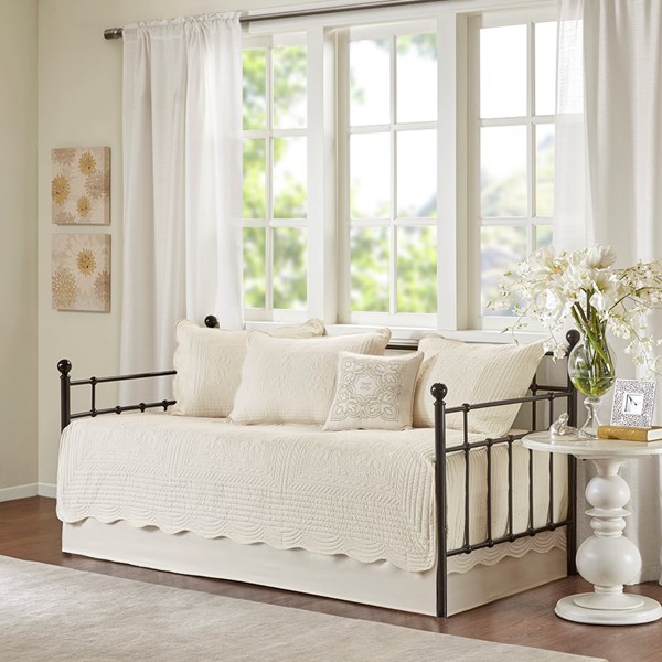 Picture of Madison Park MP13-5024 Tuscany 6 Piece Daybed Set - Ivory, Daybed