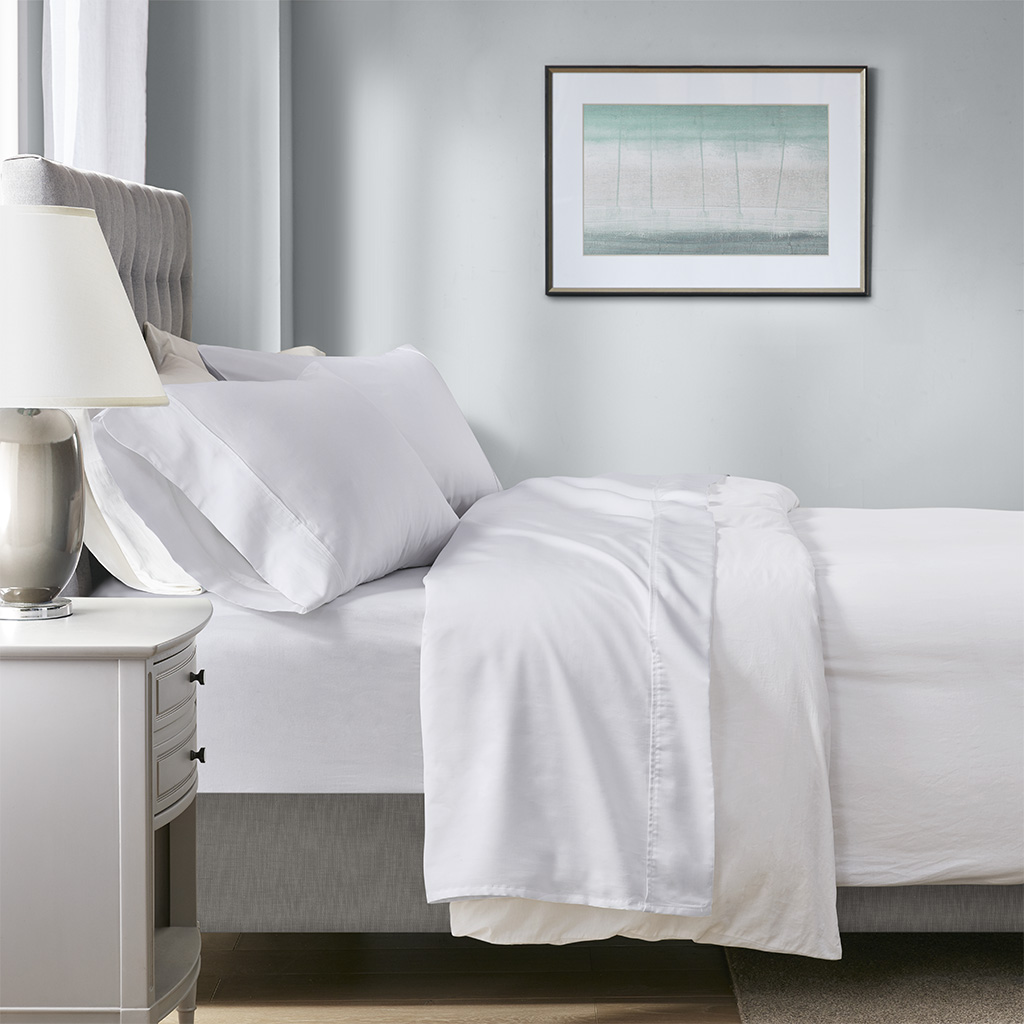 White 55 Percent Cotton 45 Percent Polyester Solid protective Sheet Set with Heiq Temperature Regulating, California King Size