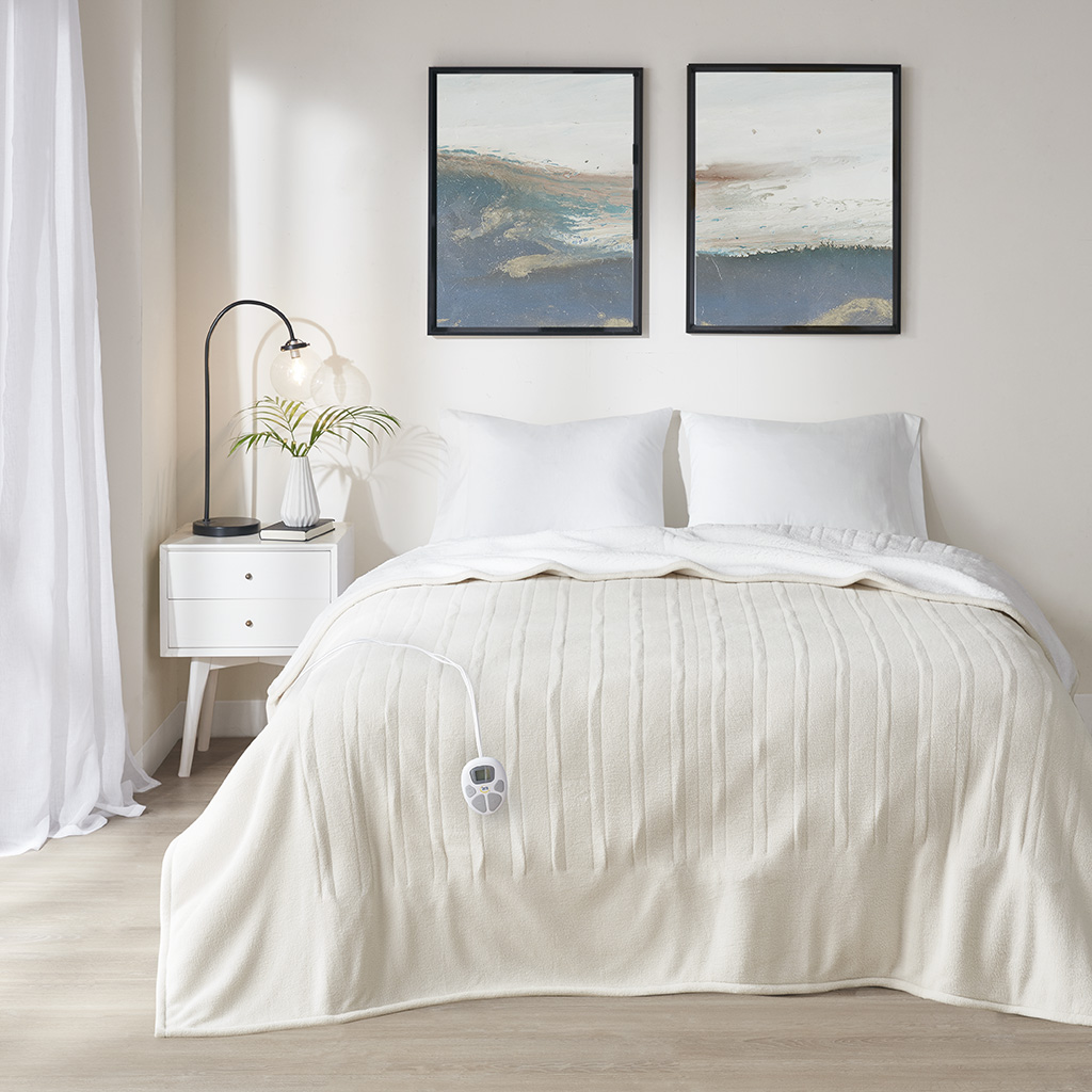 ST54-0109 Ivory 100 Percent Polyester Fleece to Sherpa Heated Blanket, King Size -  Serta