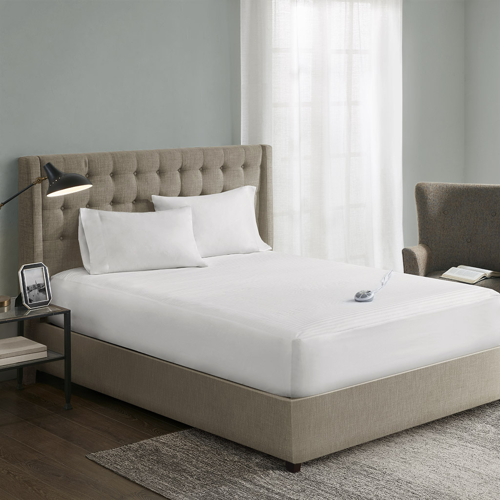 White 80 Percent Polyester 20 Percent Cotton Waterproof Heated Mattress Pad, Full Size