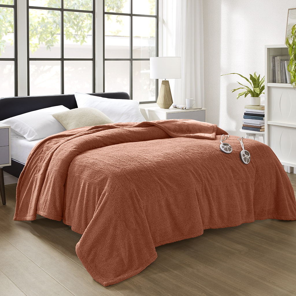 ST54-3572 77 x 84 x 0.25 in. Dream Soft Heated Blanket, Rust - Full Size