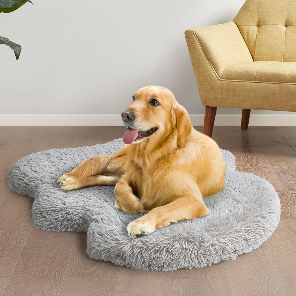 Picture of Friends Forever PET63HM6013 30 x 40 in. Nala Hide Mat&#44; Grey - Large