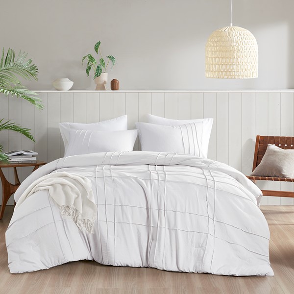 AM10-0009 Walker Soft Washed Pleated Comforter Set, White - King Size